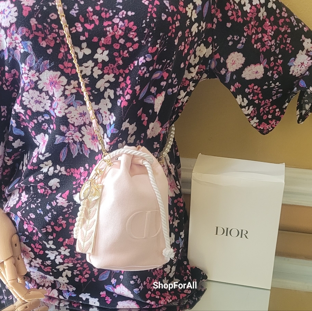 Dior - Picture 11 of 16